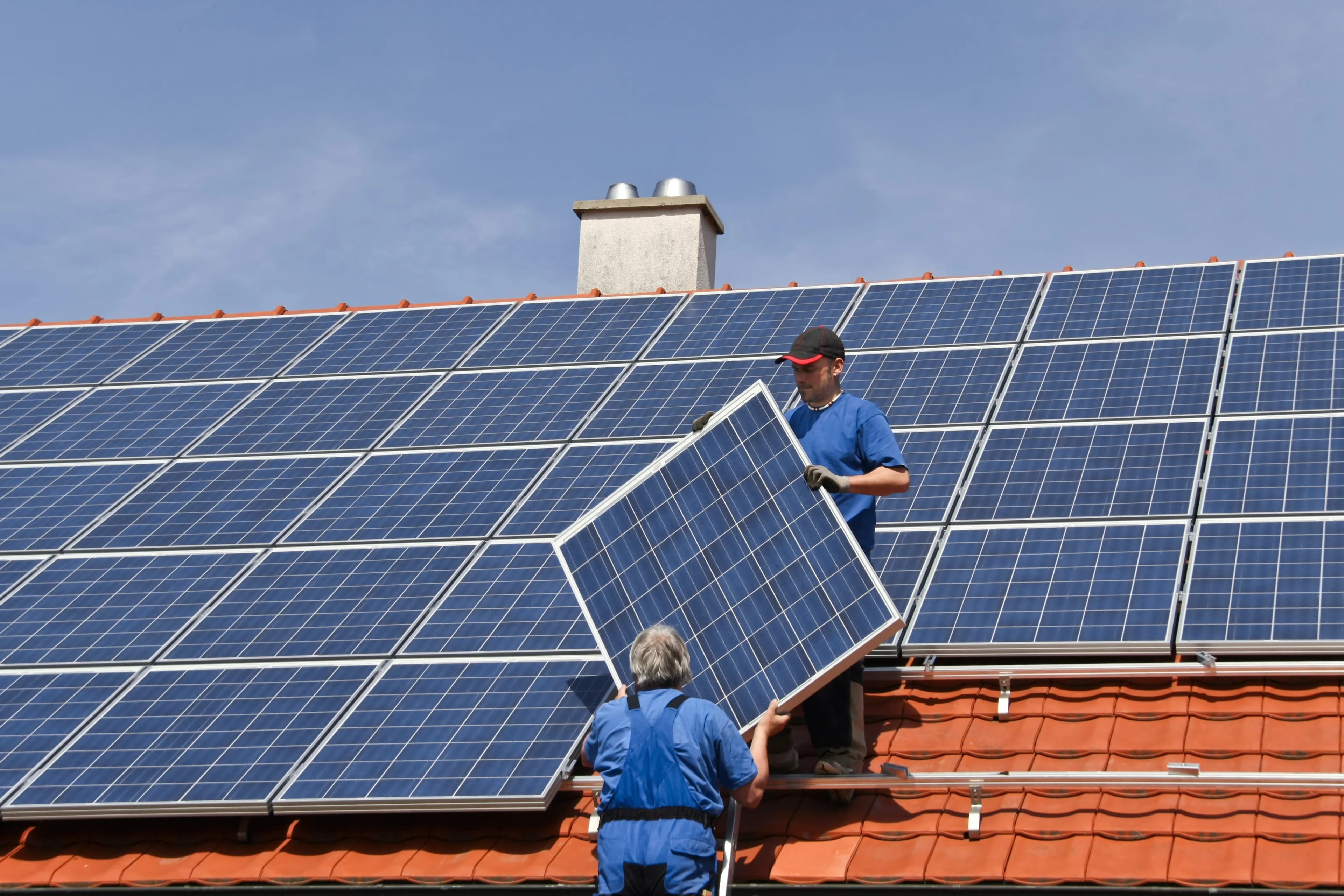 Wie funktioniert eine PV-Anlage? Einfach erklärt für Hausbesitzer
