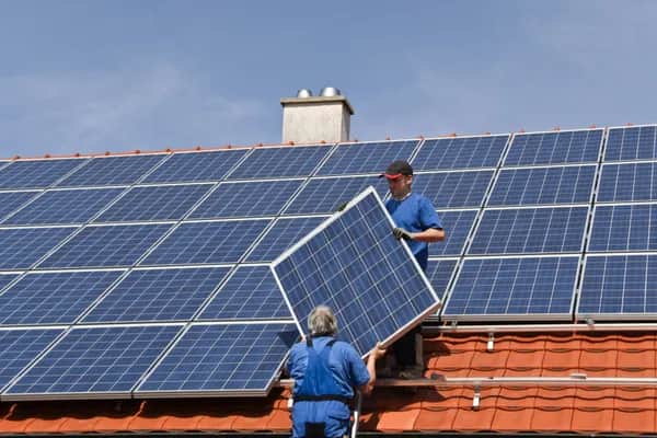 Wie funktioniert eine PV-Anlage? Einfach erklärt für Hausbesitzer